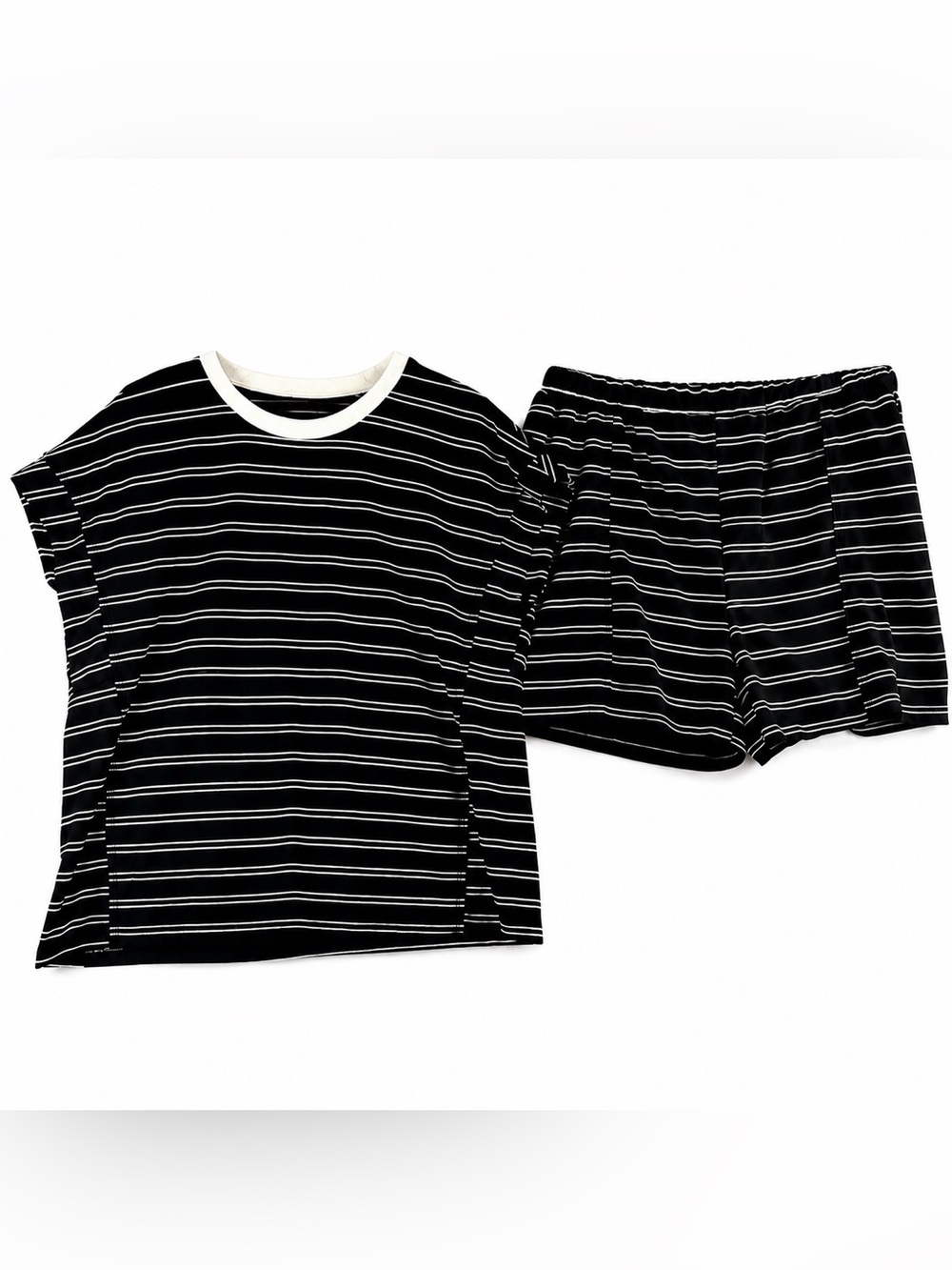 Striped Black White Women's XL Two Piece Shorts‎ Set Short Sleeve NWT